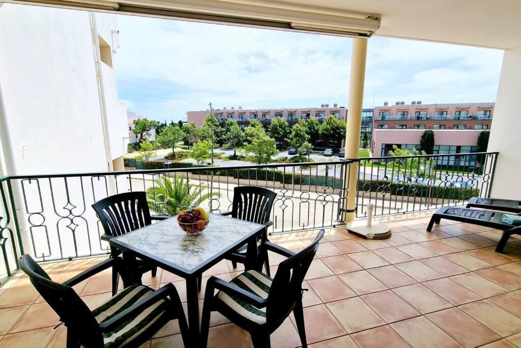Jasmine Apartment Next To Meia Praia Beach Lagos Exterior photo